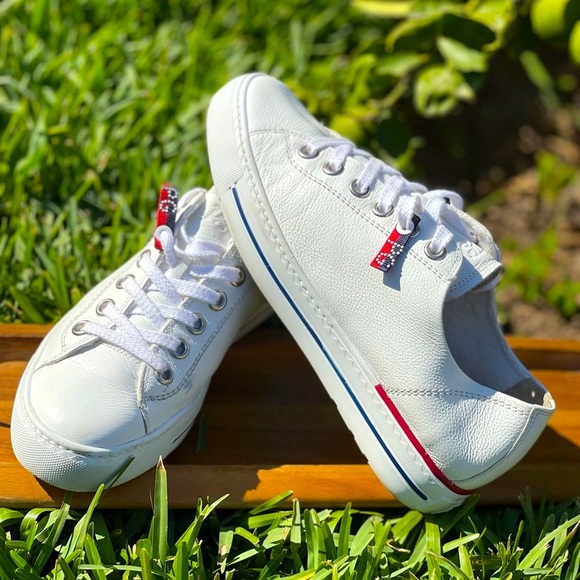 PAUL GREEN Carly White Leather low top sneakers size UK 3US 5.5 gently used